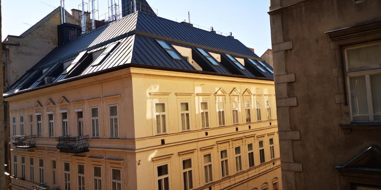 Luxury Apartment In The City Center With Parking Budapest Kültér fotó