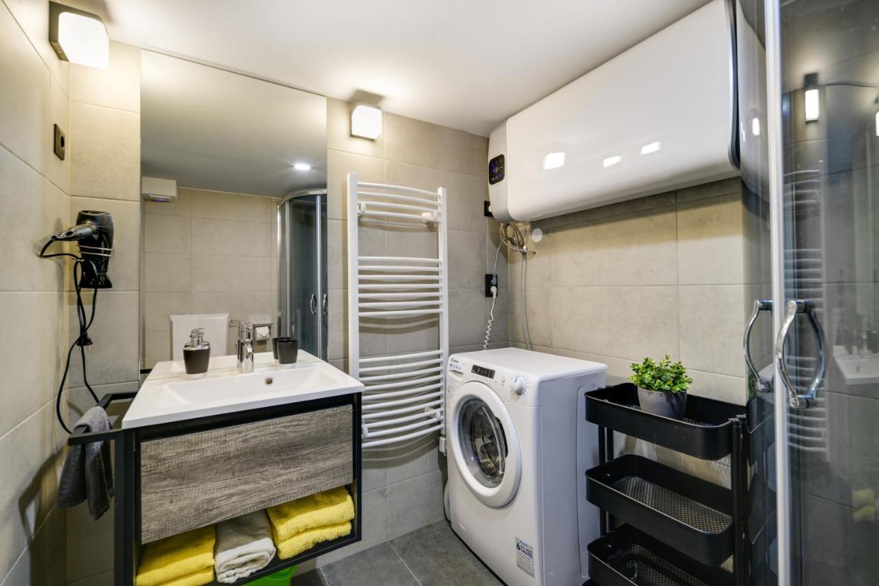 Luxury Apartment In The City Center With Parking Budapest Kültér fotó